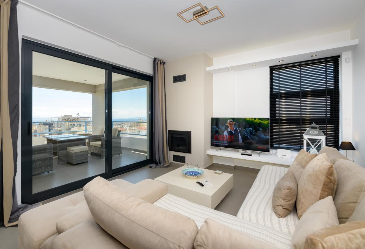 Stylish 2Br Flat With Stunning Views & Prv Parking Apartman Athén Kültér fotó